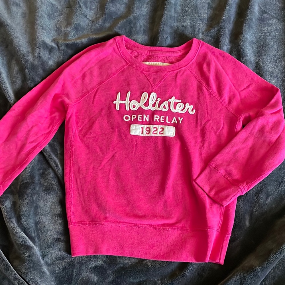 Holister crew neck sweatshirt